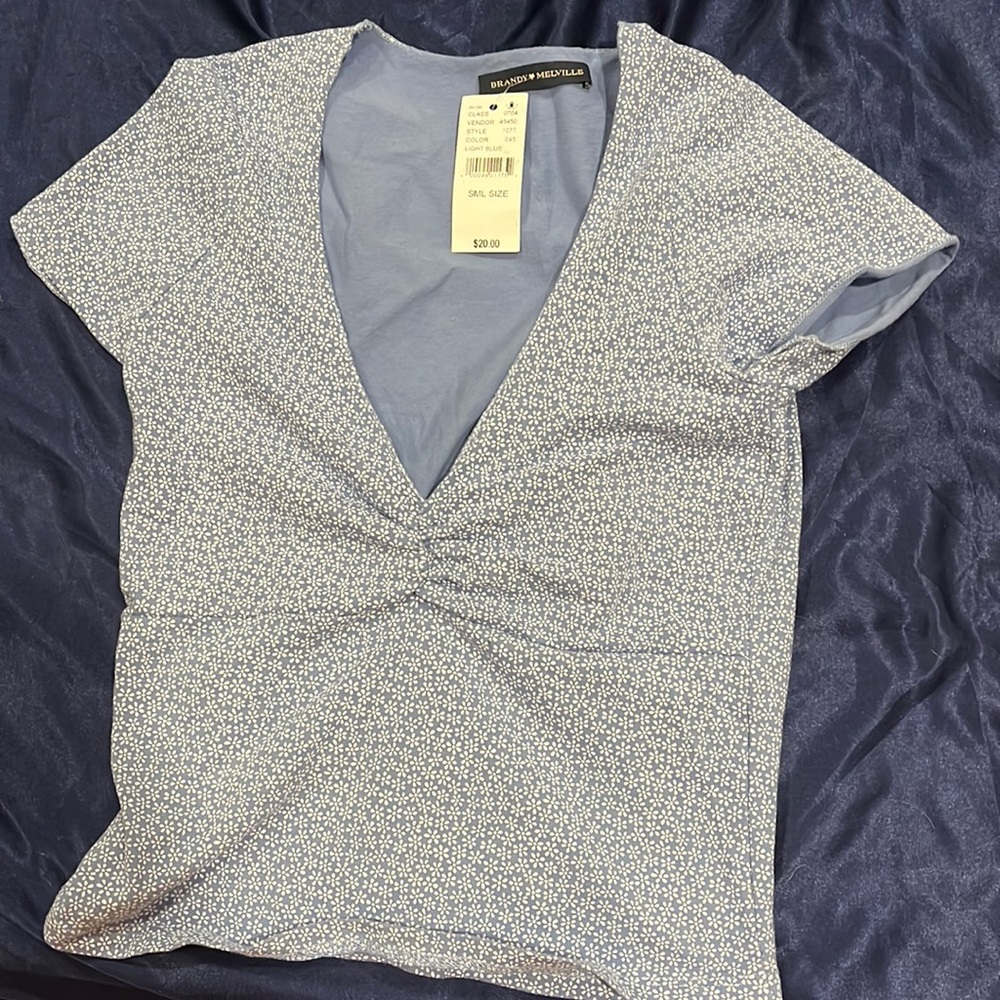 Brandy Melville shirt